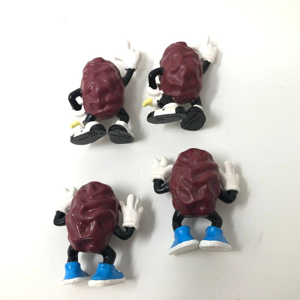 California Raisins Figures Lot of 12 Toys Surf Board Saxophone PVC 1987 Calrab - Picture 3 of 8